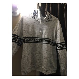 "Love” sweatshirt hoodie
